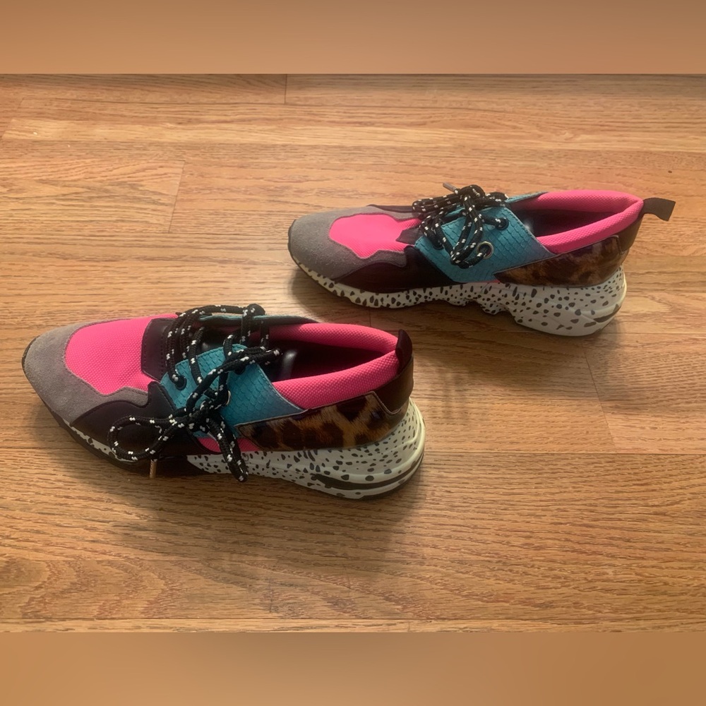 Steve Madden Cliff Sneakers - Picture 5 of 11